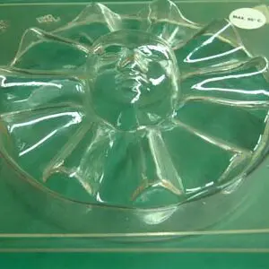 Boîte ronde avec couvercle en pierrot, 165 mm