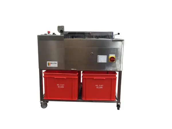Machine pour la fabrication d'écailes de chocolat 2x blocs de 5 kg - image 2
