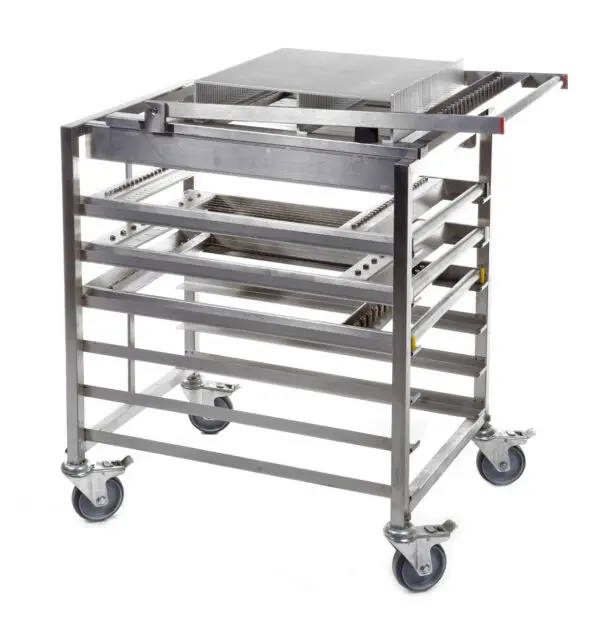Cutting machine with 4 cutting windows - image 1